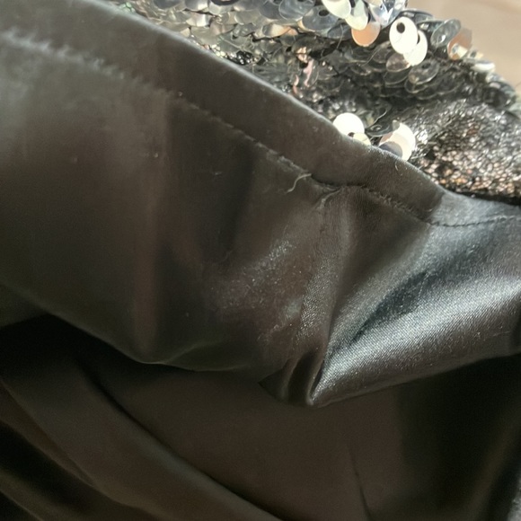 RTA silver and black sequin off shoulder top - Picture 5 of 6